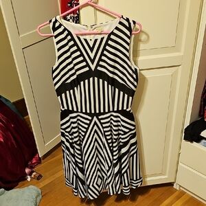 Daniel Cremieux Black and White Geometric Mini Dress